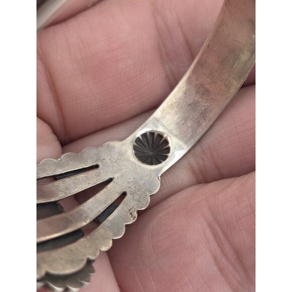 VINTAGE FRED HARVEY NATIVE AMERICAN TURQUOISE CUFF BRACELET - Picture 13 of 16